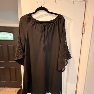 Elegant Black Lace Sleeve Women's Top